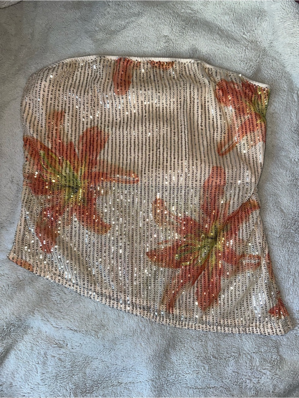 Summer sequin tube top
